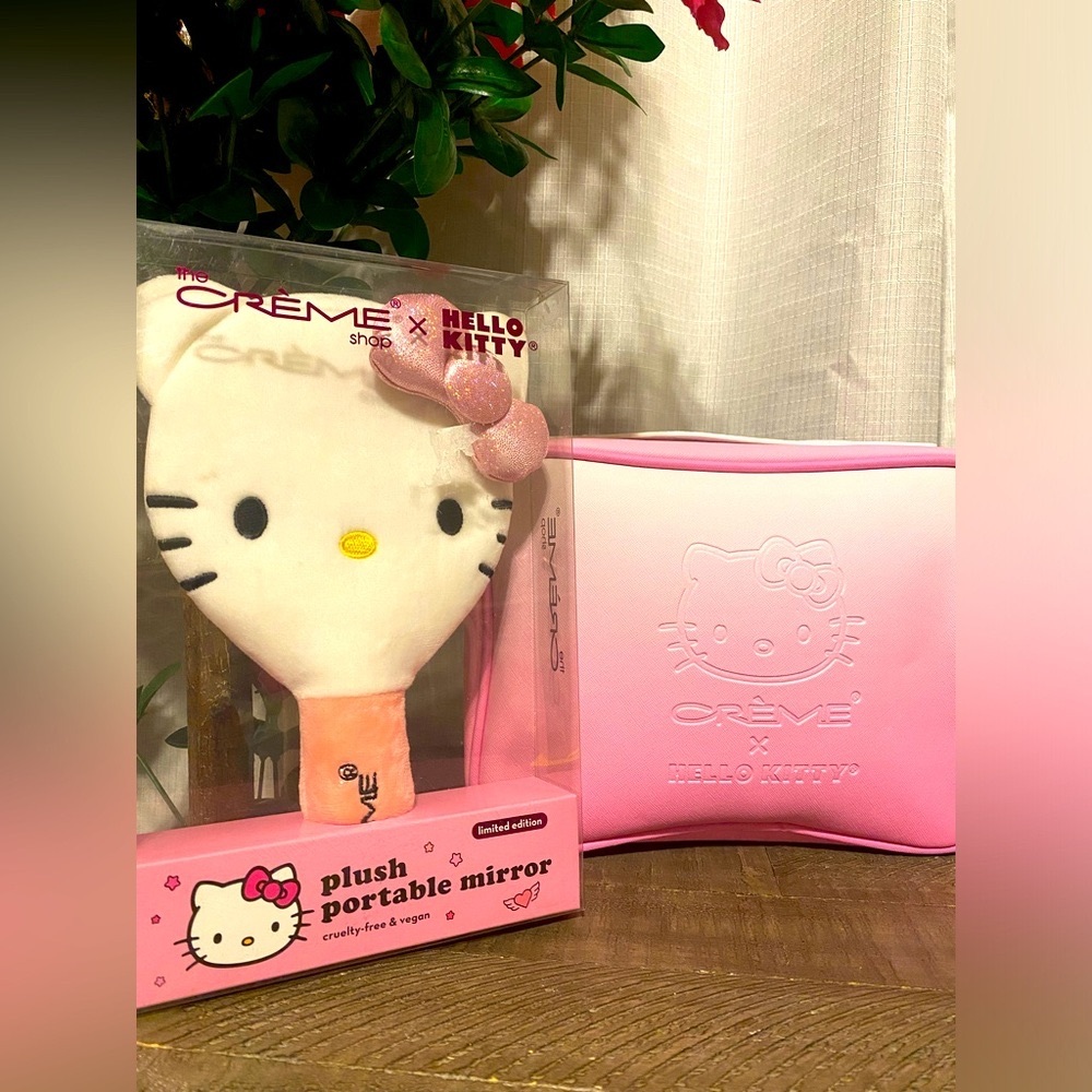 Hello kitty x Creme shop makeup bag